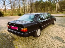 Mercedes W124 E280 Pullman Limusin