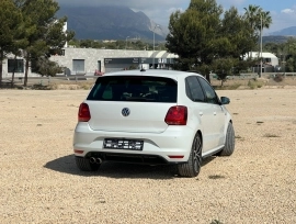 2015 | 141 Kw | White perl | Automatic