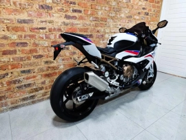 BMW S 1000 RR (BIKE)