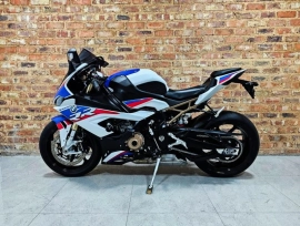 BMW S 1000 RR (BIKE)