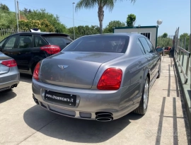 Bentley flying spur